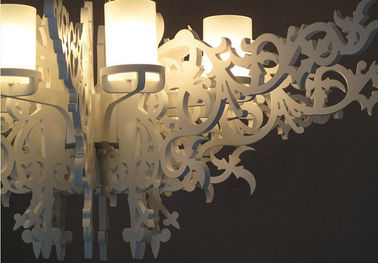 Kayu Karet White Mansion Chandelier Lampu Splendor Pencahayaan untuk Luxury Villas