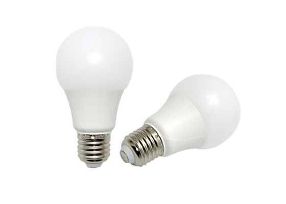 Residential 550LM SMD2835 7W E27 dimmable Led Chandelier Light Bulbs 50Hz / 60Hz
