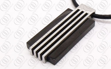 Hitam dan Silver Stainless Steel Pendants Dengan Desain Pola Garis