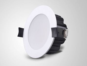 10Watt LED Downlight Untuk Meeting Room Ra 80 IP45 Hangat dimmable Adjustable Putih